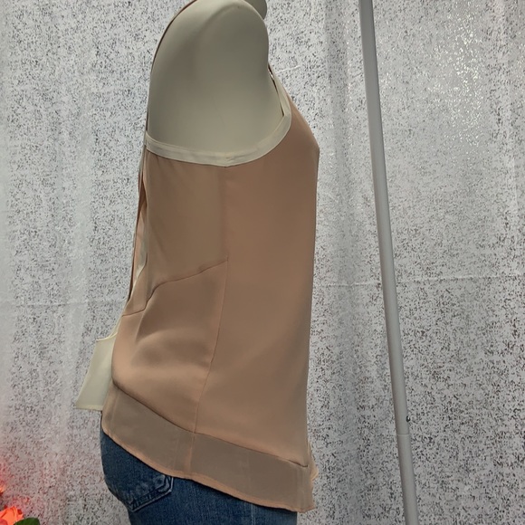 Nude beige sleeveless blouse - Picture 8 of 9